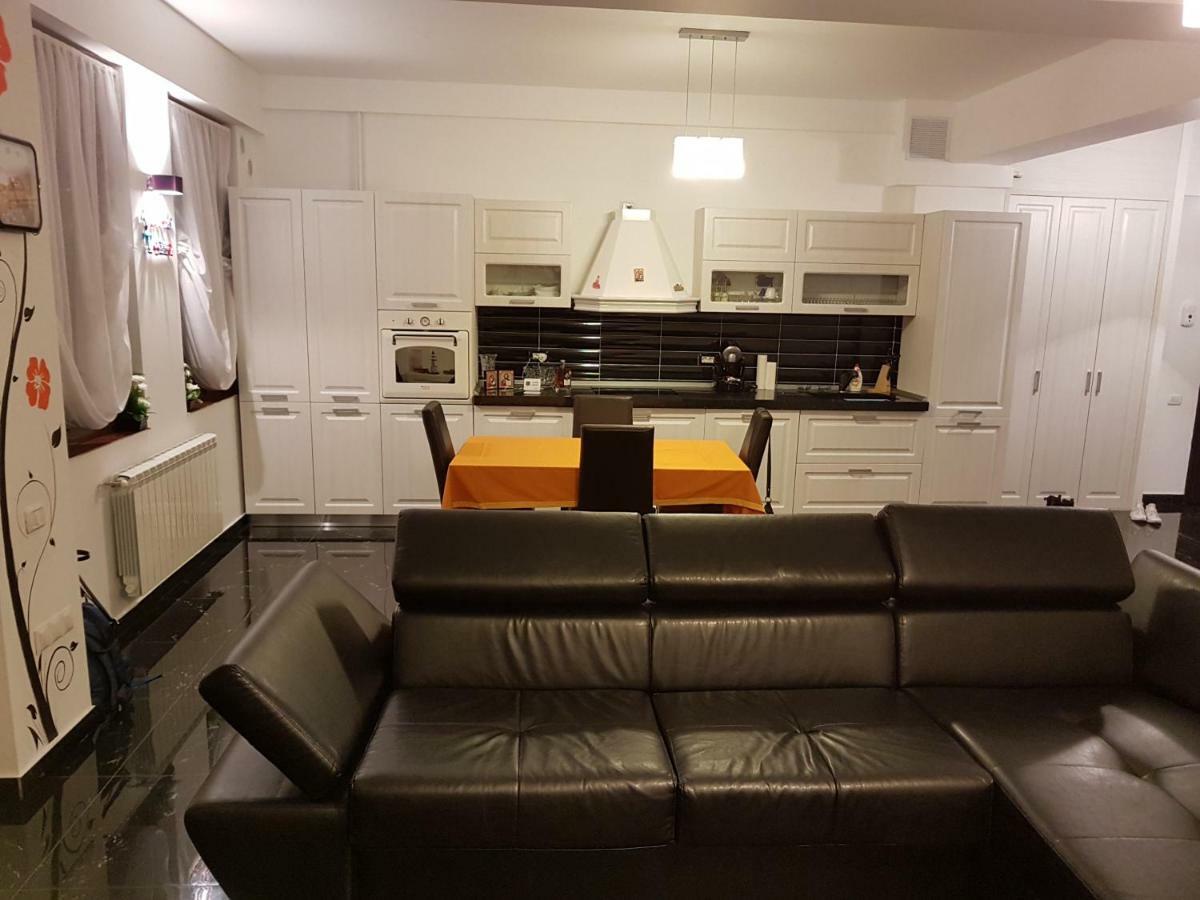 Apartament Mamaia Sat Navodari Exterior photo